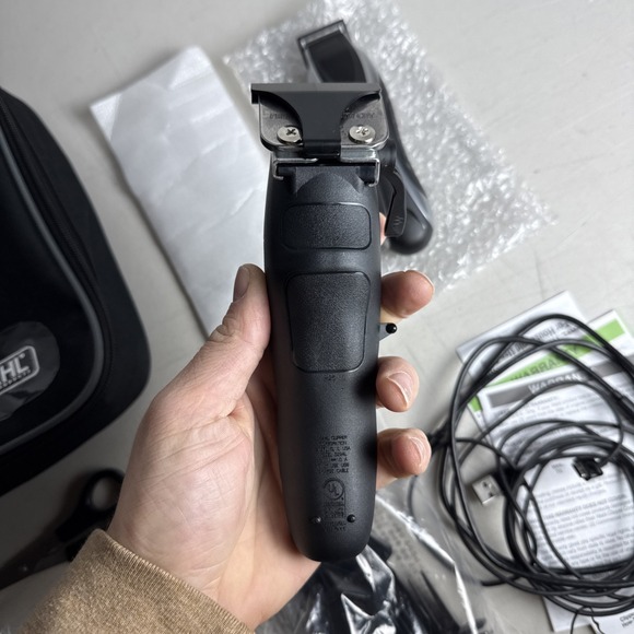 Wahl Home Products Li-Ion Max Rechargeable Cordless Clipper Haircutting Kit - Picture 6 of 16